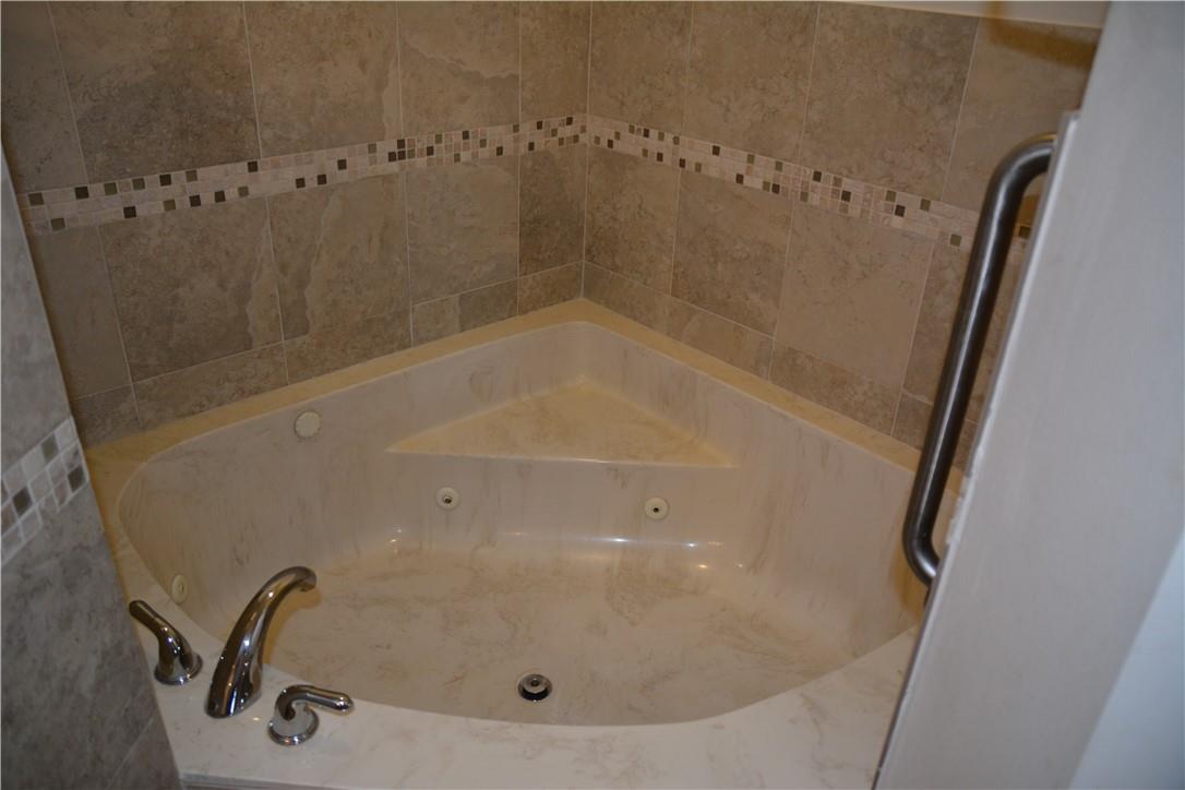 2853 Kinsington Cir #17-1 Weston, FL 33332