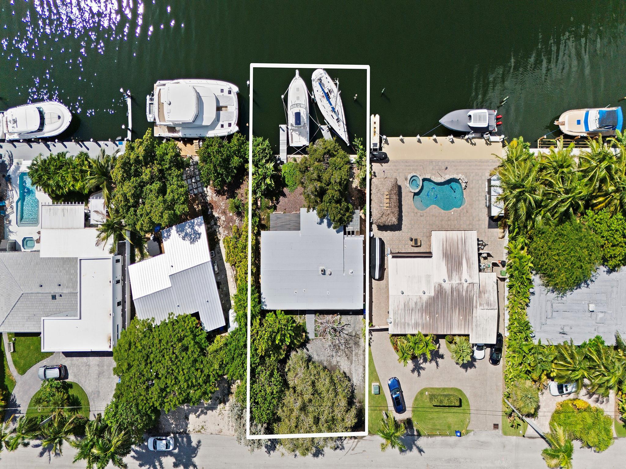 1718 SE 14th St Fort Lauderdale, FL 33316