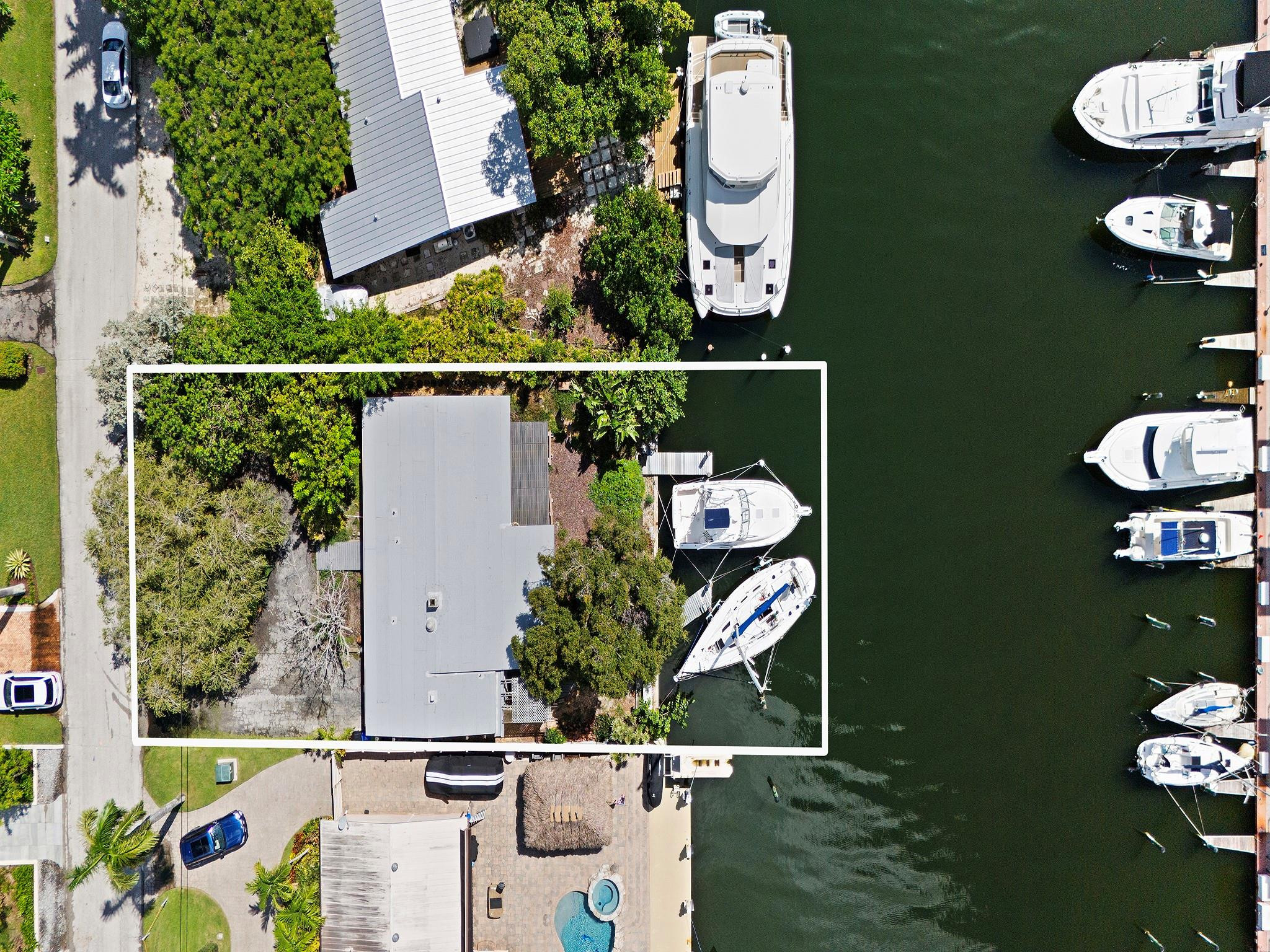 1718 SE 14th St Fort Lauderdale, FL 33316