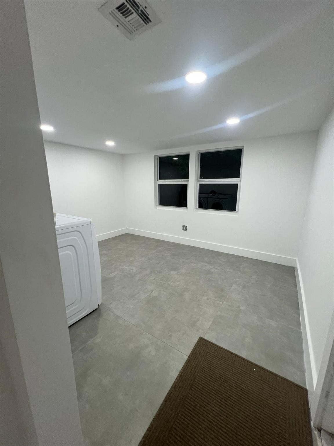 1436 NE 1st Ave Fort Lauderdale, FL 33304