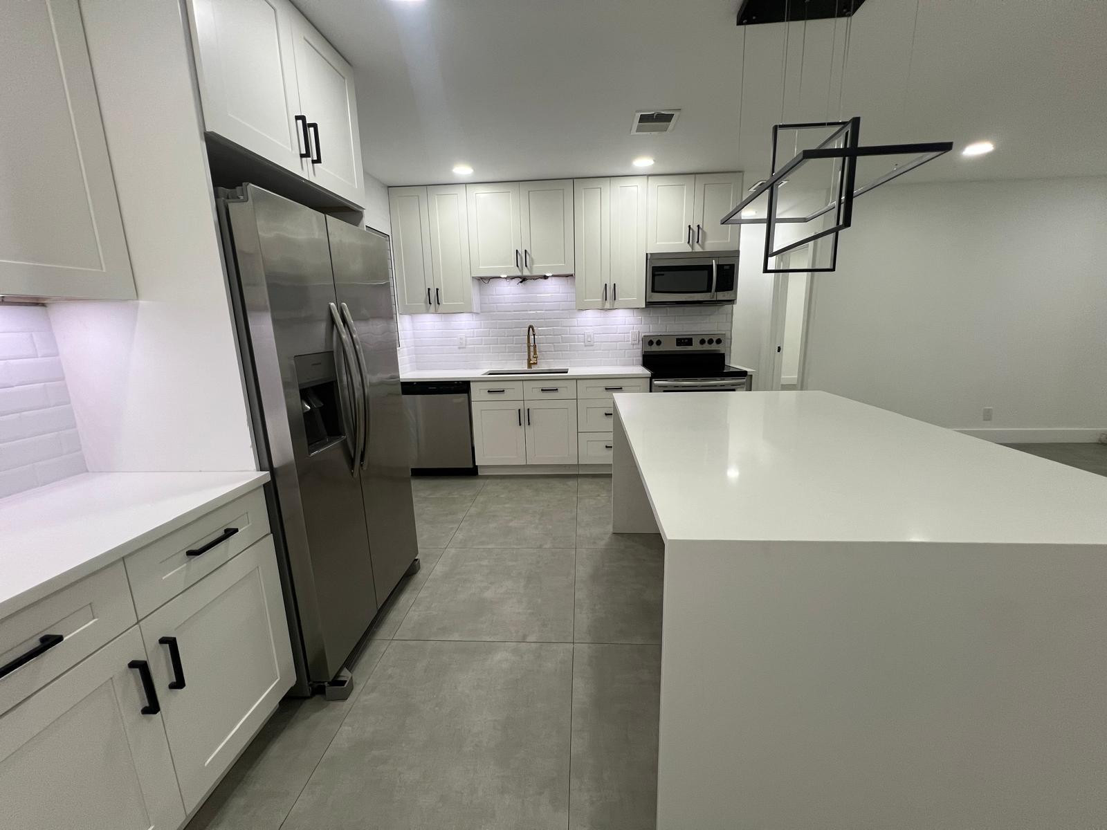 1436 NE 1st Ave Fort Lauderdale, FL 33304