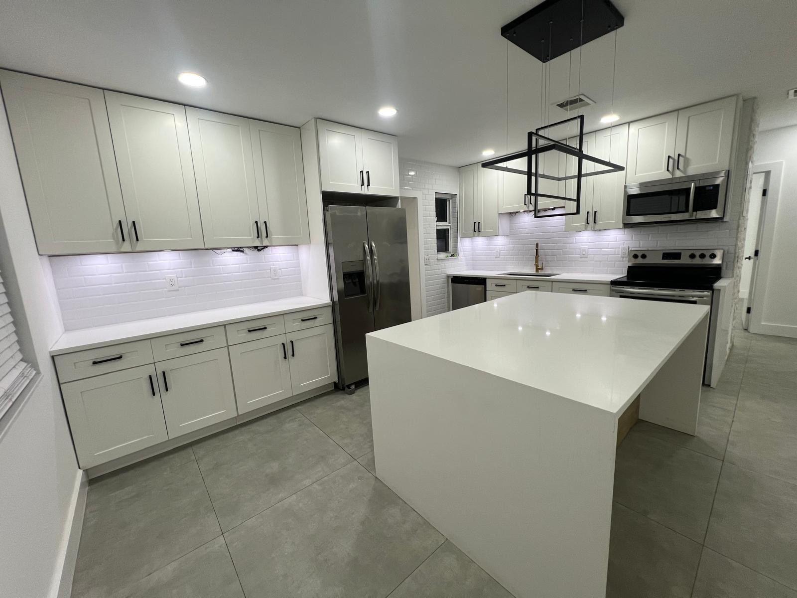 1436 NE 1st Ave Fort Lauderdale, FL 33304