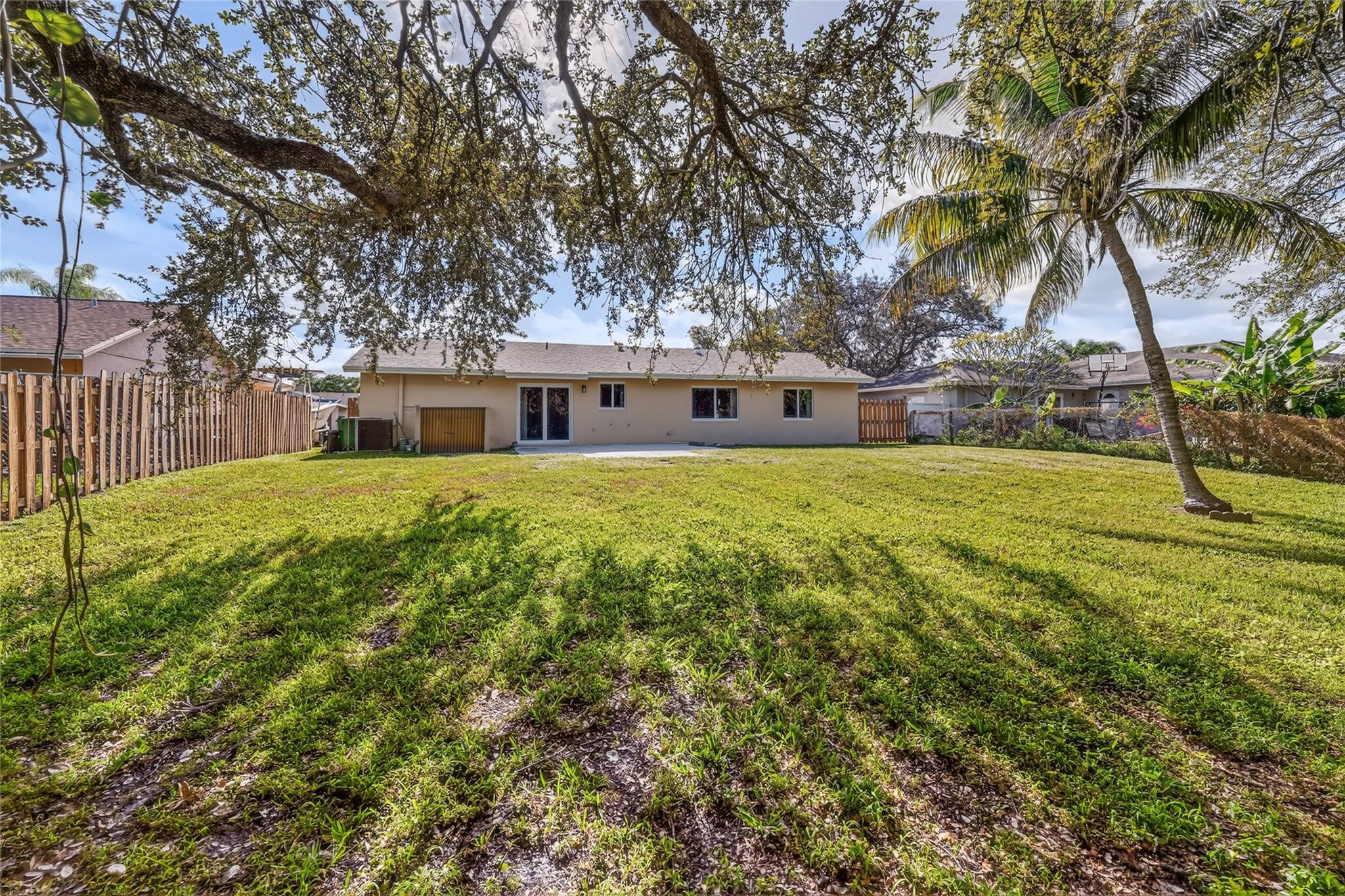 12541 SW 10th Ct Davie, FL 33325