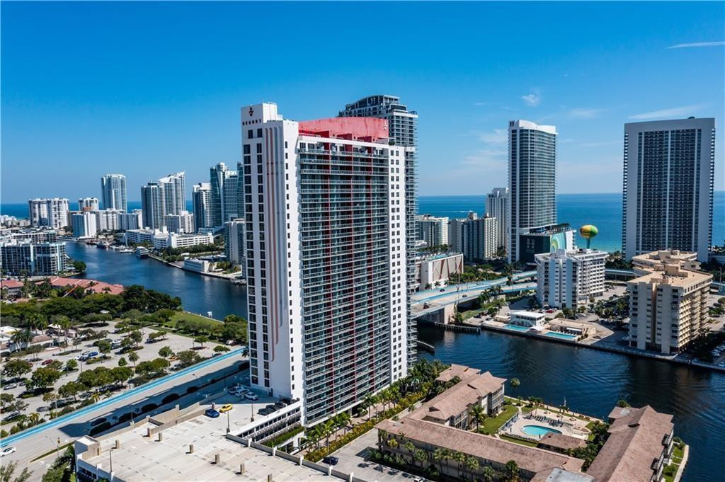 image Beachwalk Condominium23