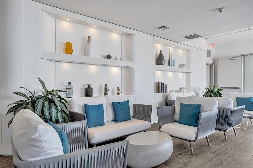 image Beachwalk Condominium5