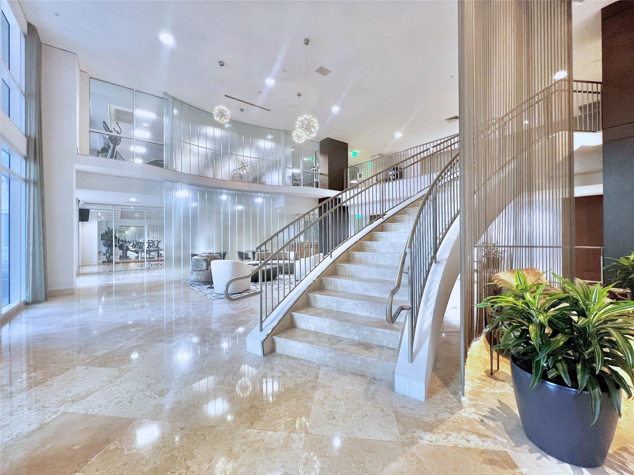 511 SE 5th #2018 Fort Lauderdale, FL 33301