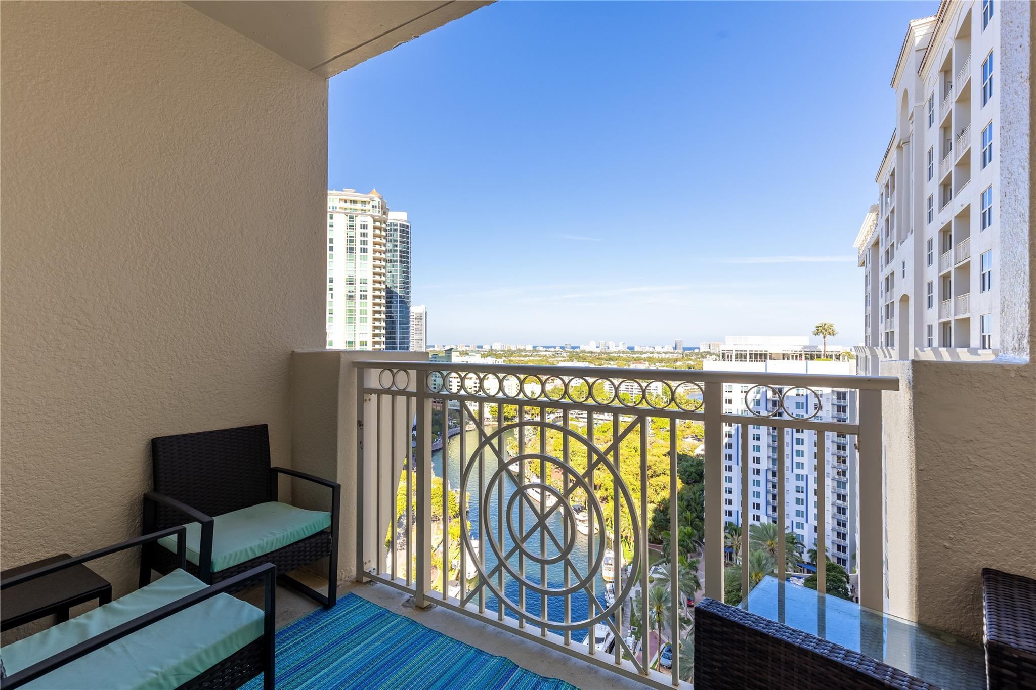 511 SE 5th #2018 Fort Lauderdale, FL 33301