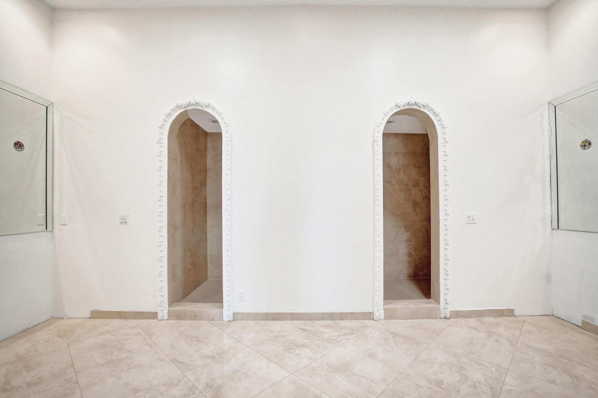 2425 Middle Riv Fort Lauderdale, FL 33305