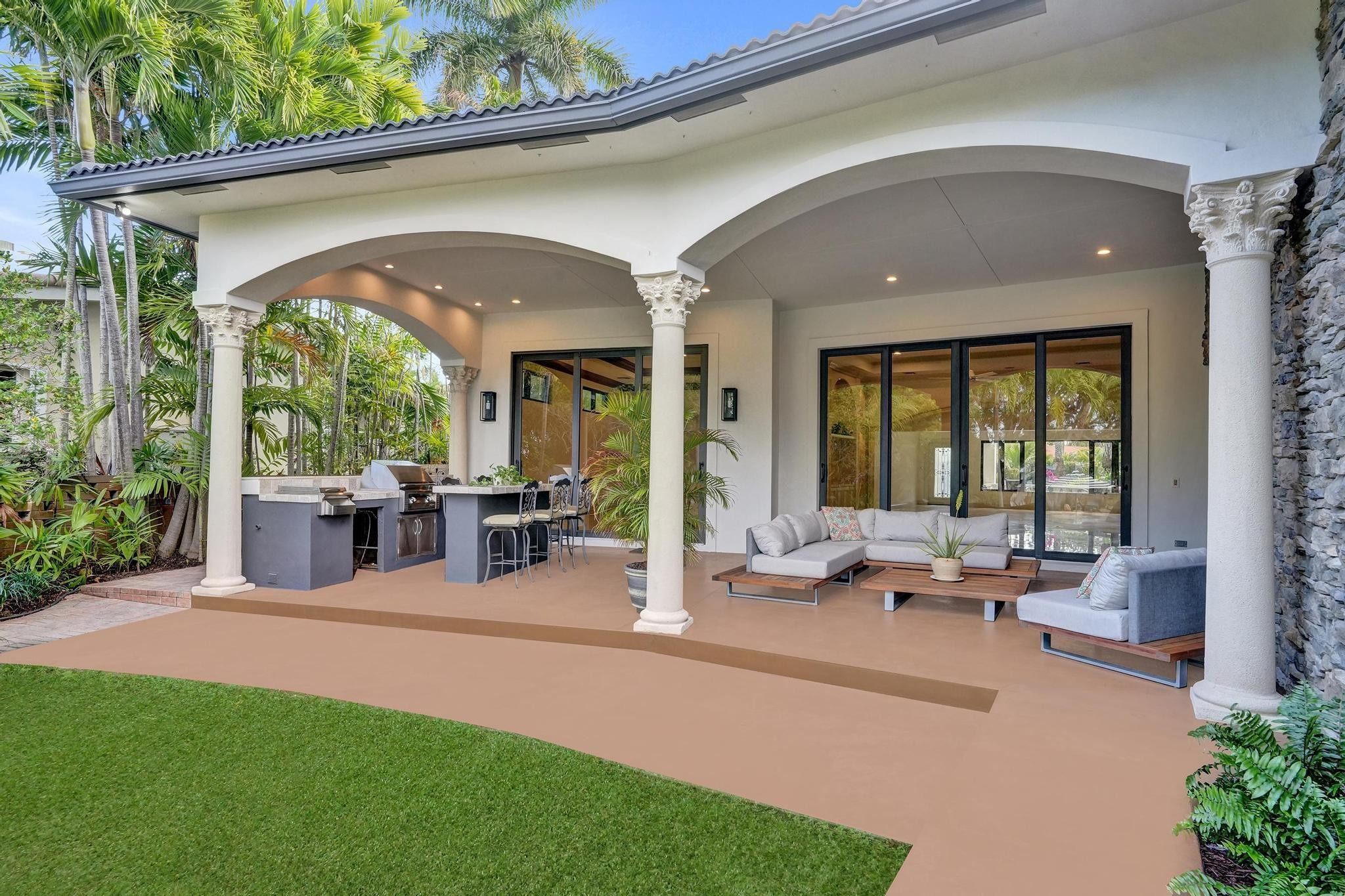 2425 Middle Riv Fort Lauderdale, FL 33305