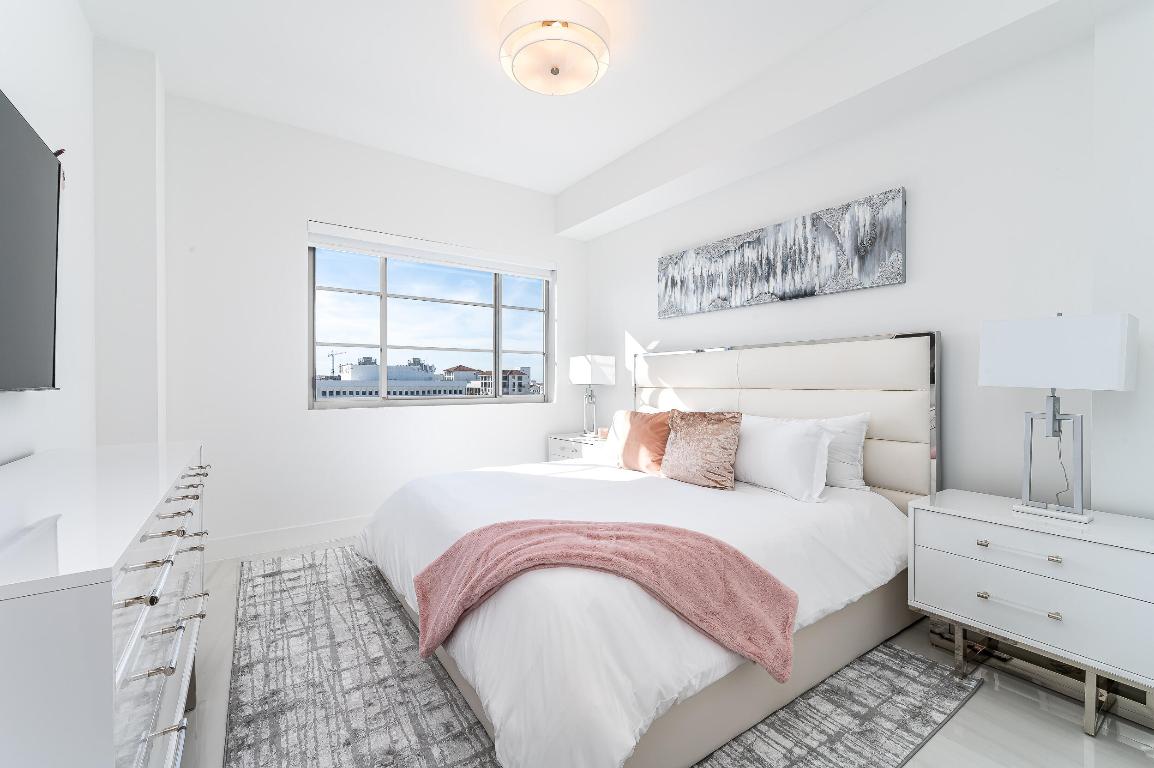 155 E Boca Raton #1103 Boca Raton, FL 33432