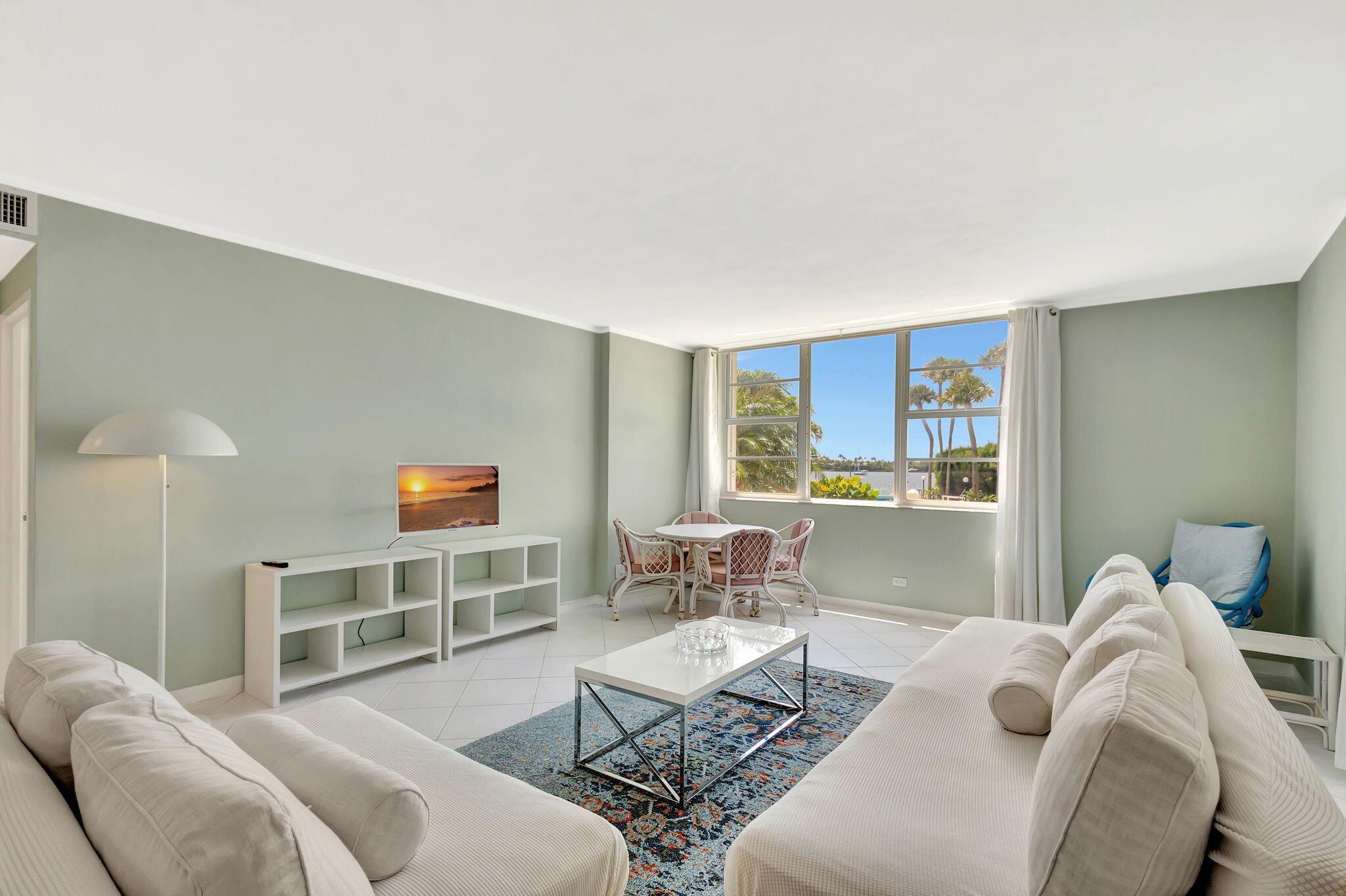 2800 N Flagler 101st Dr #101,West Palm Beach, FL 33407