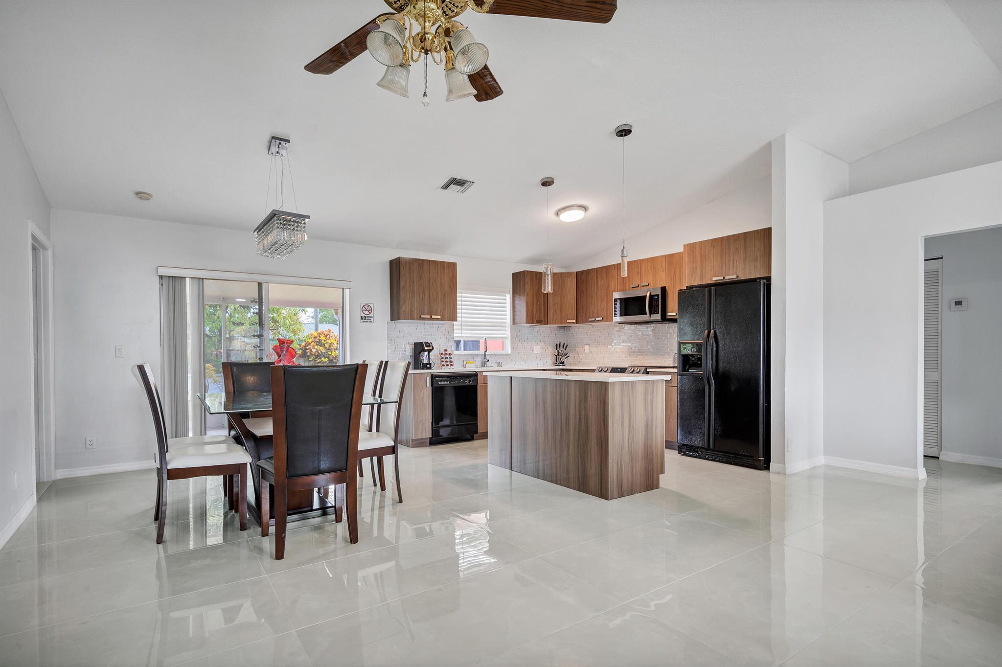 113 Madrid St,Royal Palm Beach, FL 33411