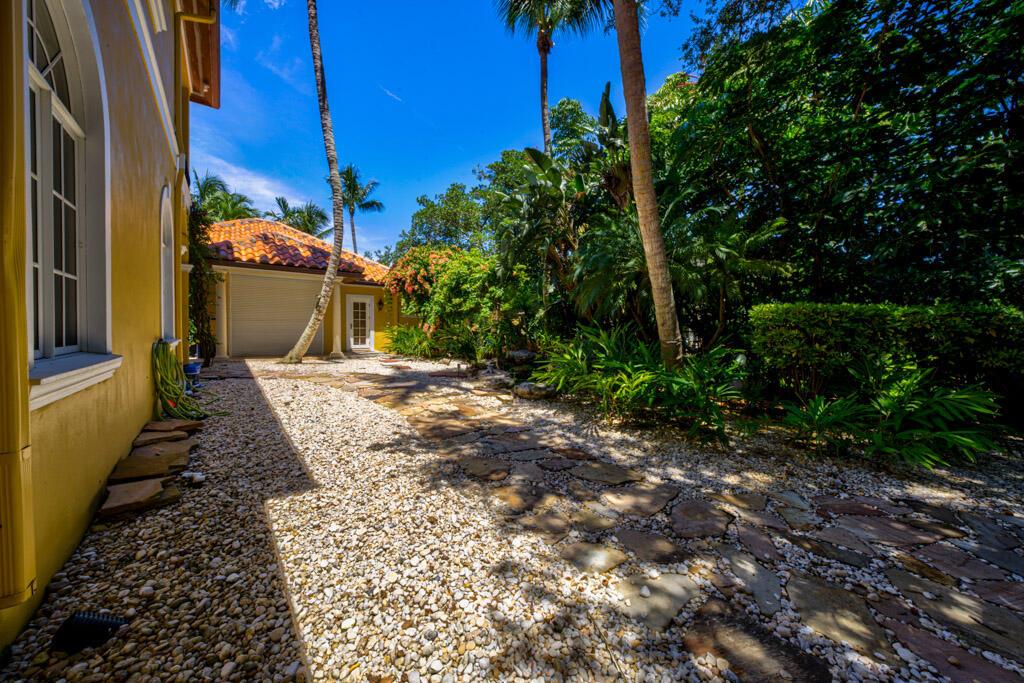 12267 Channel Dr North Palm Beach, FL 33408 12267 Channel Dr North Palm Beach, FL 33408