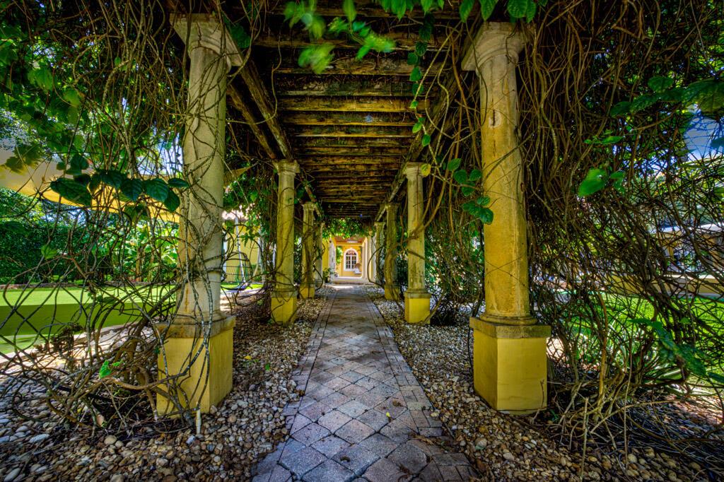 12267 Channel Dr North Palm Beach, FL 33408 12267 Channel Dr North Palm Beach, FL 33408