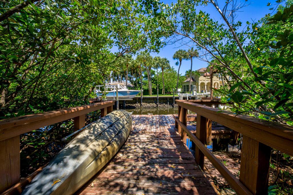 12267 Channel Dr North Palm Beach, FL 33408 12267 Channel Dr North Palm Beach, FL 33408