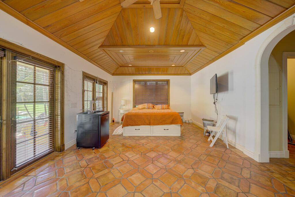 12267 Channel Dr North Palm Beach, FL 33408 12267 Channel Dr North Palm Beach, FL 33408