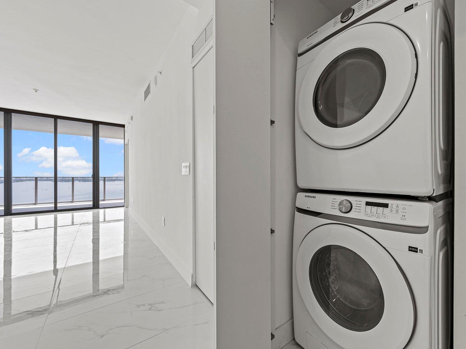 image Bay Breeze25
