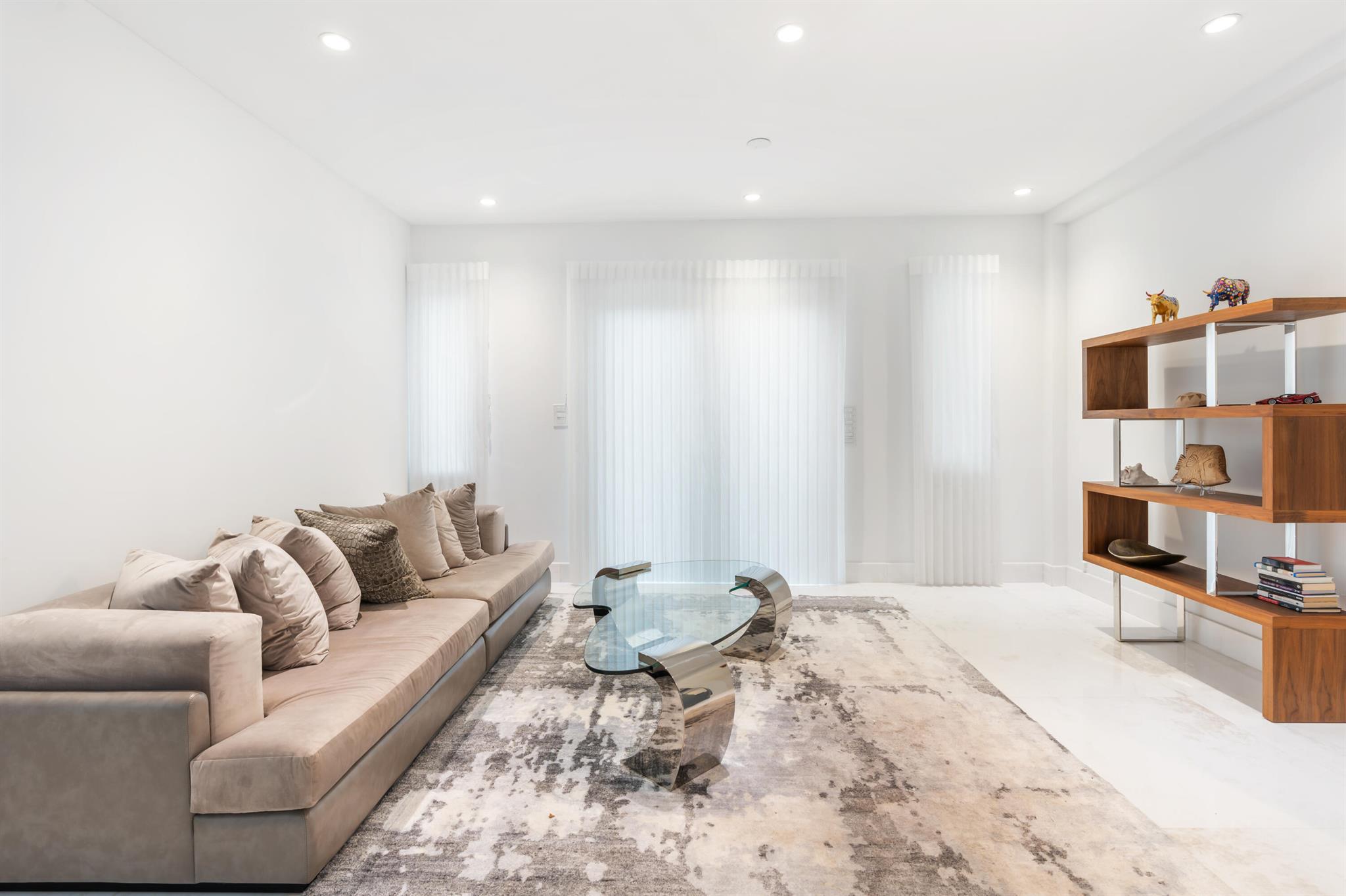 3917 SW 42nd Ave Miami, FL 33146