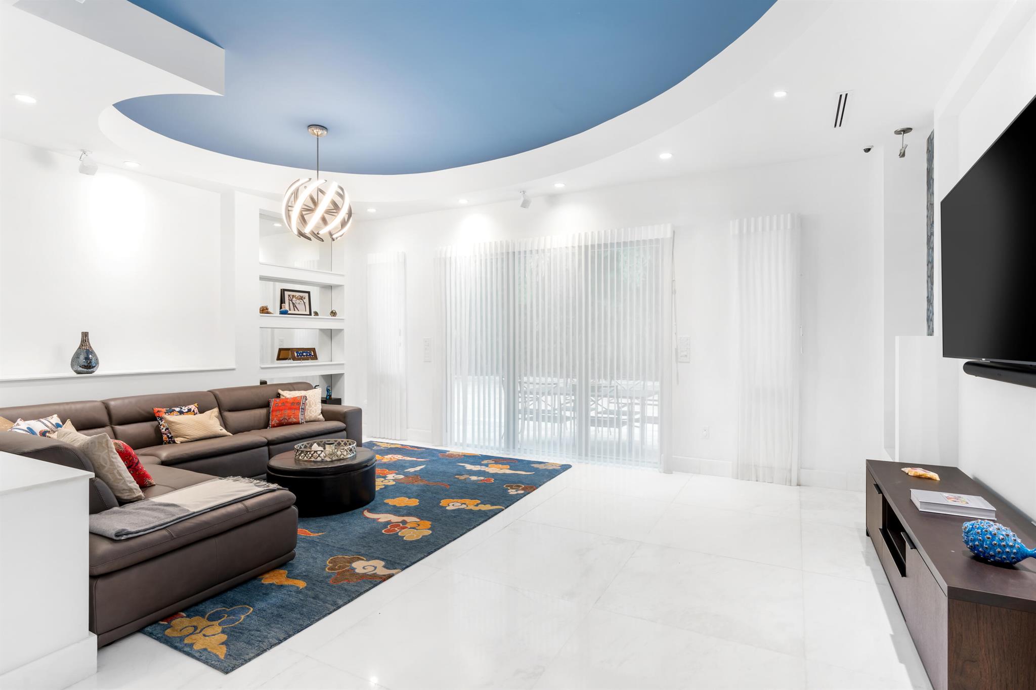 3917 SW 42nd Ave Miami, FL 33146