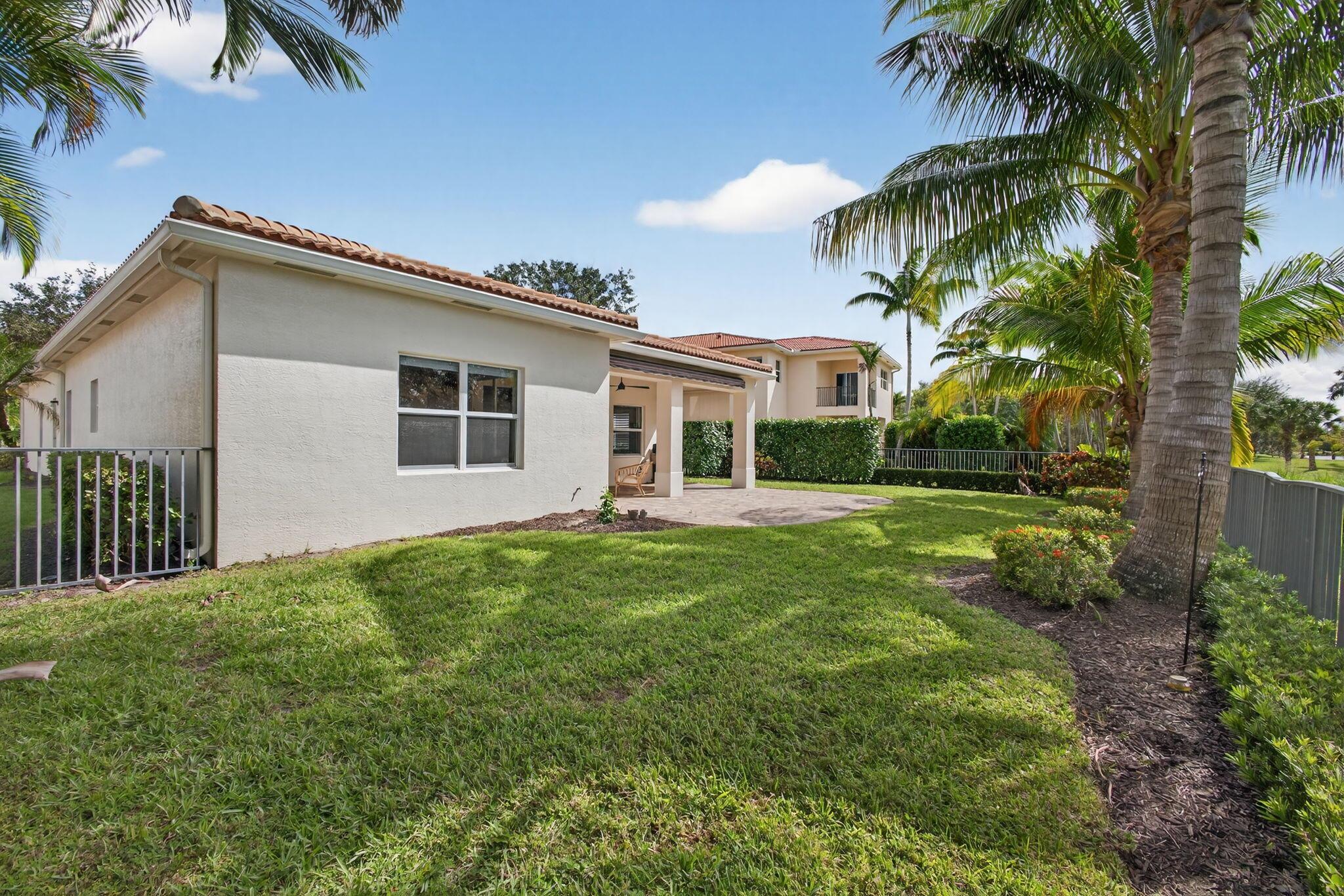 221 Porgee Rock Pl Jupiter, FL 33458