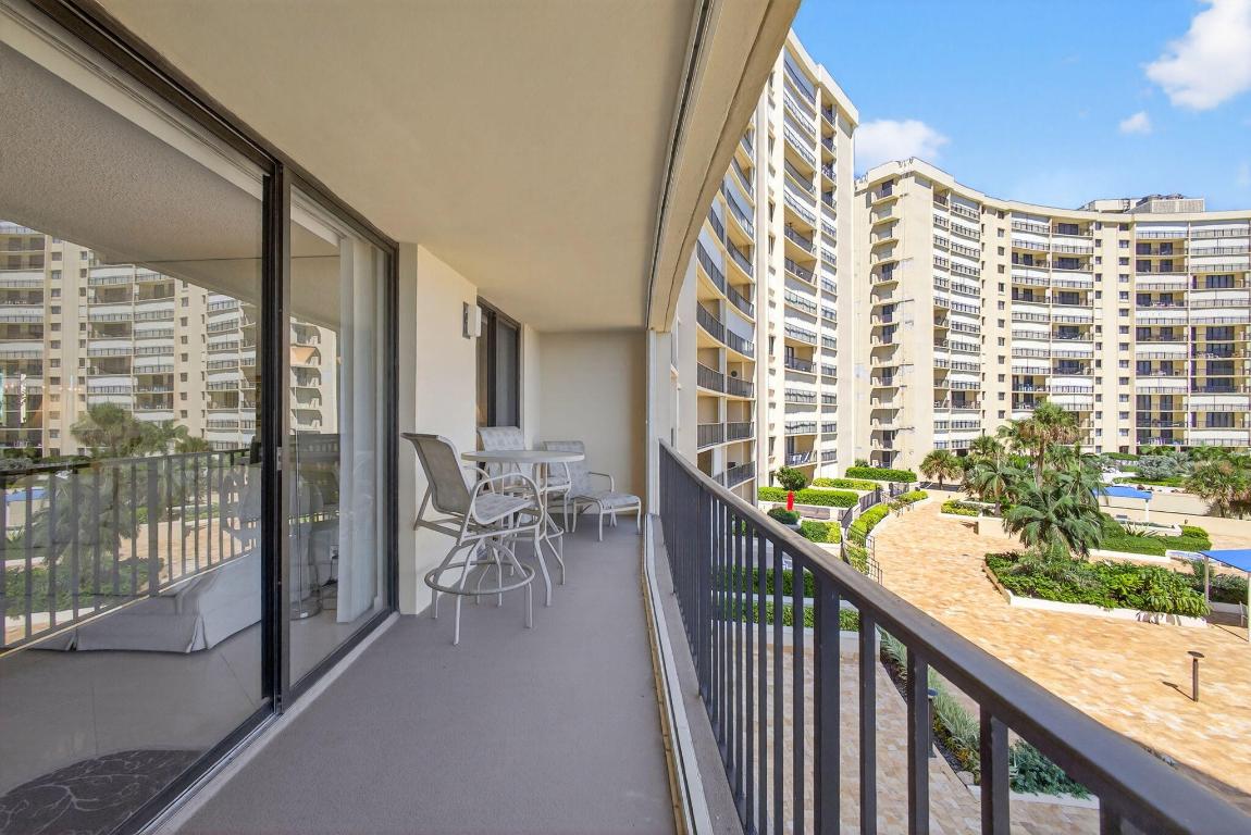 100 Ocean Trl #305 Jupiter, FL 33477