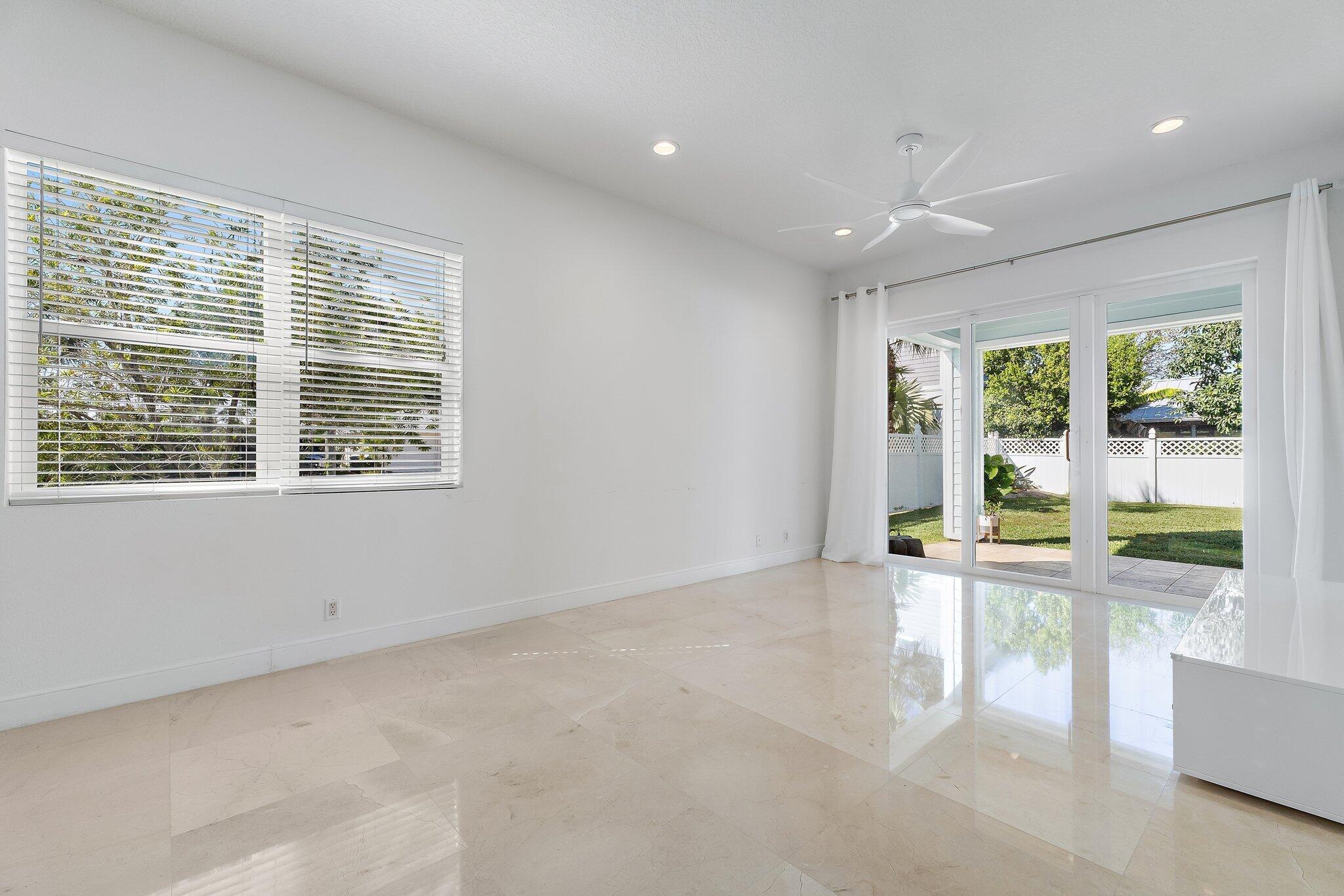 807 Xanadu Pl Jupiter, FL 33477