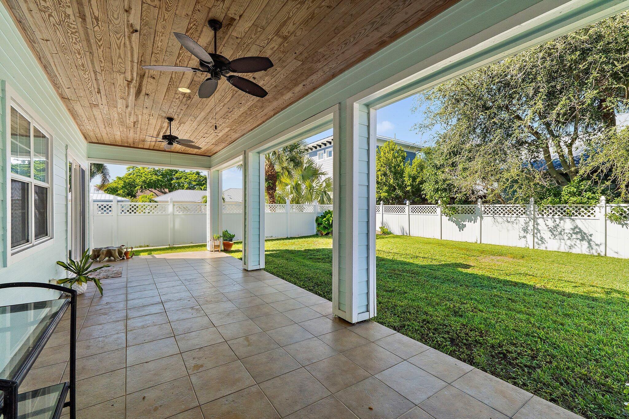 807 Xanadu Pl Jupiter, FL 33477