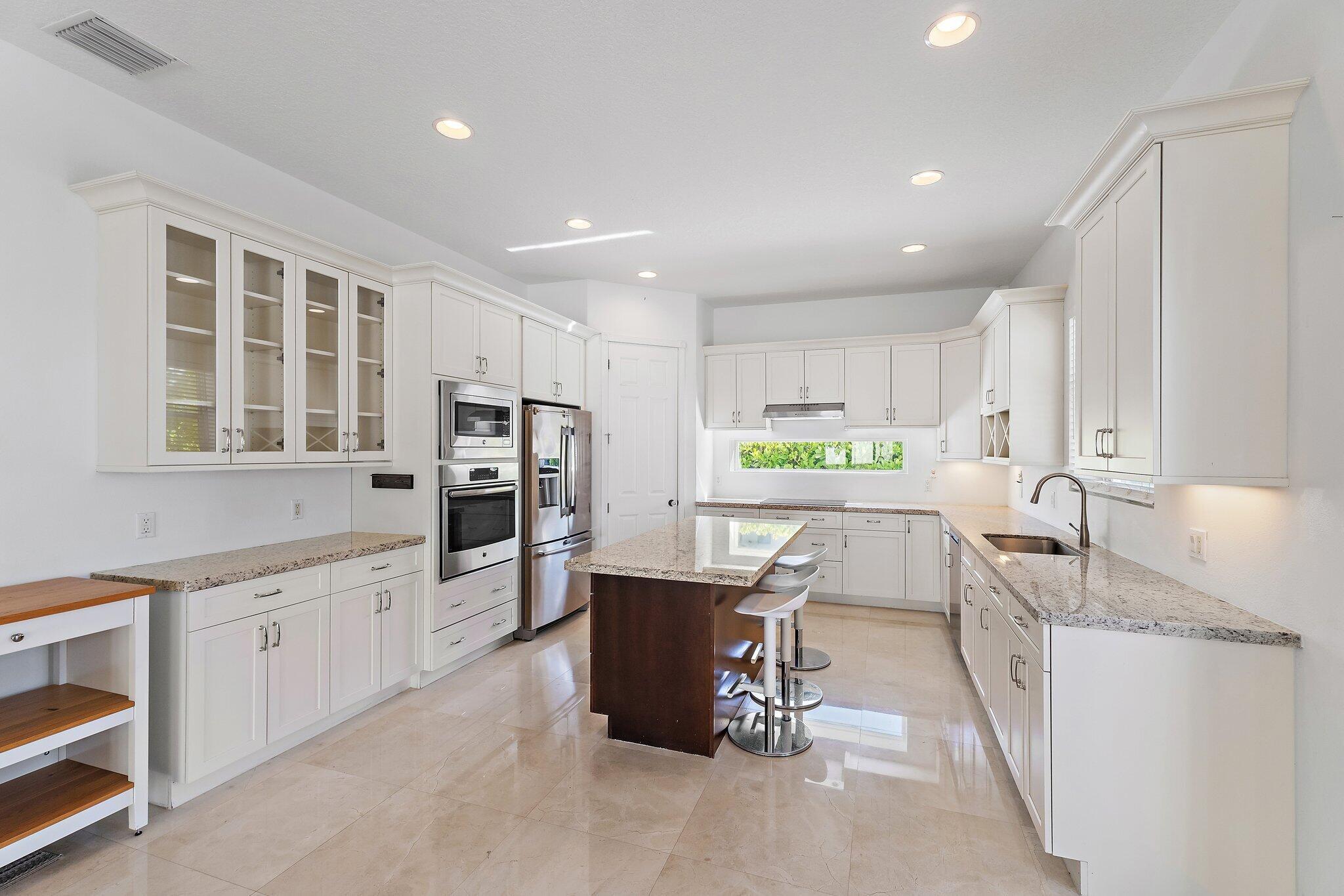 807 Xanadu Pl Jupiter, FL 33477