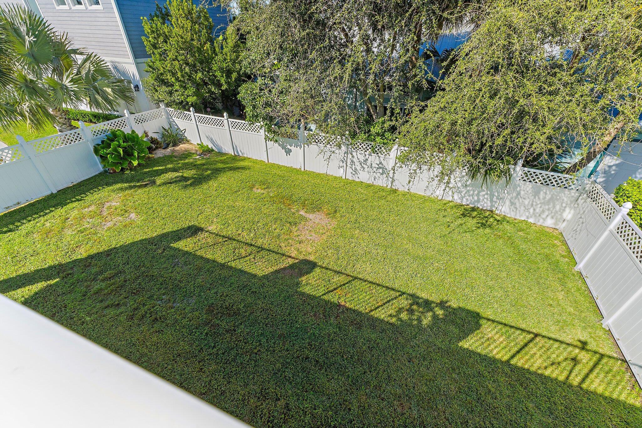 807 Xanadu Pl Jupiter, FL 33477