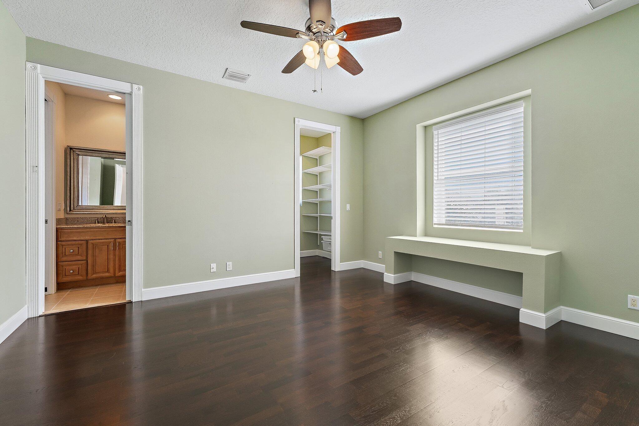 807 Xanadu Pl Jupiter, FL 33477