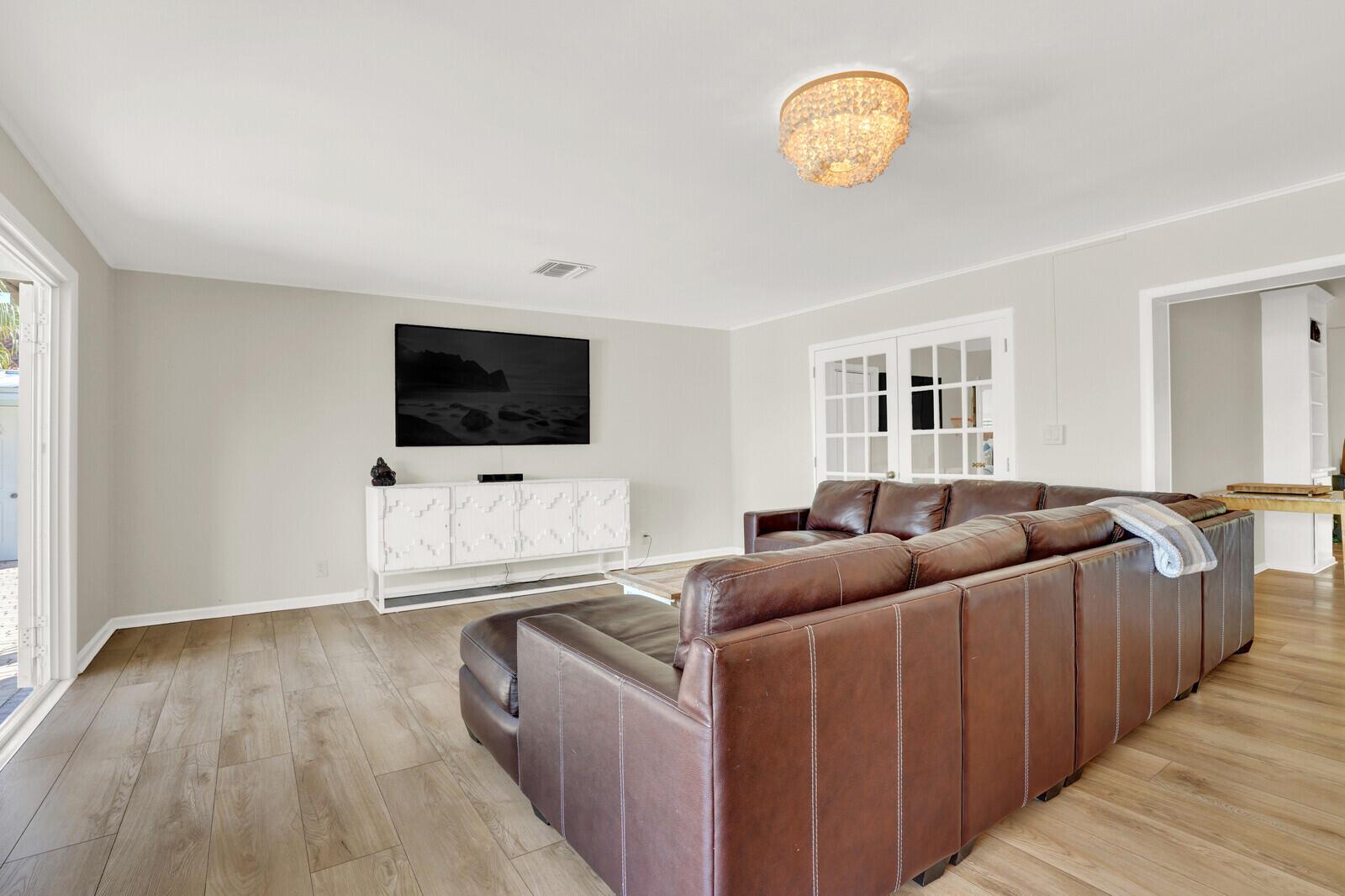 12980 Prosperity Farms Rd Palm Beach Gardens, FL 33410