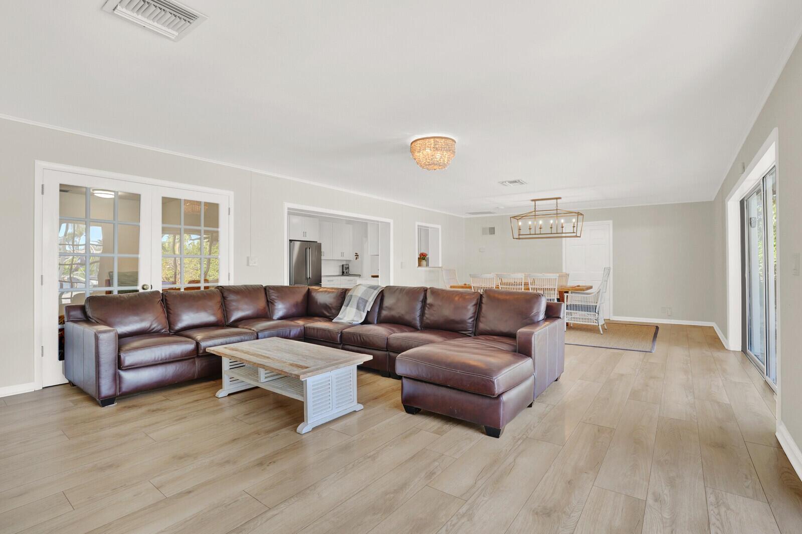 12980 Prosperity Farms Rd Palm Beach Gardens, FL 33410