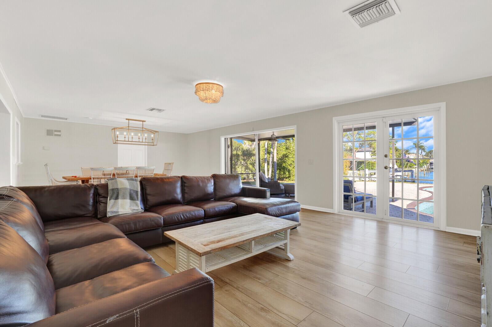 12980 Prosperity Farms Rd Palm Beach Gardens, FL 33410