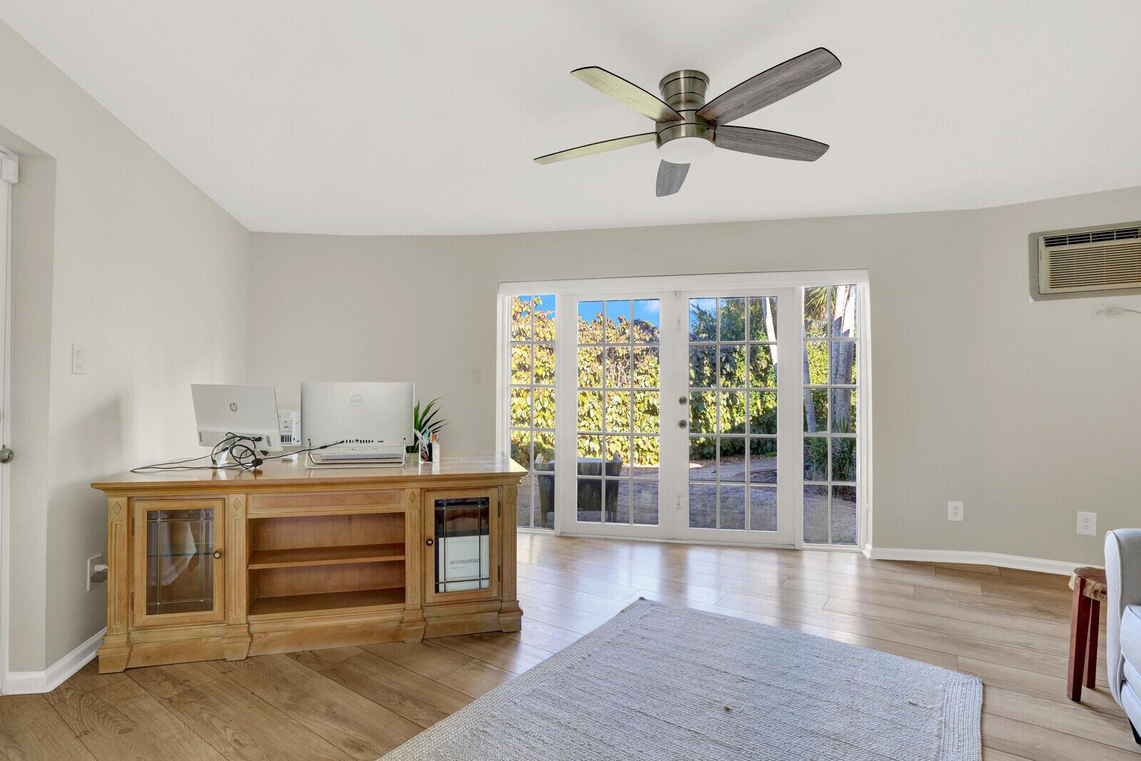 12980 Prosperity Farms Rd Palm Beach Gardens, FL 33410