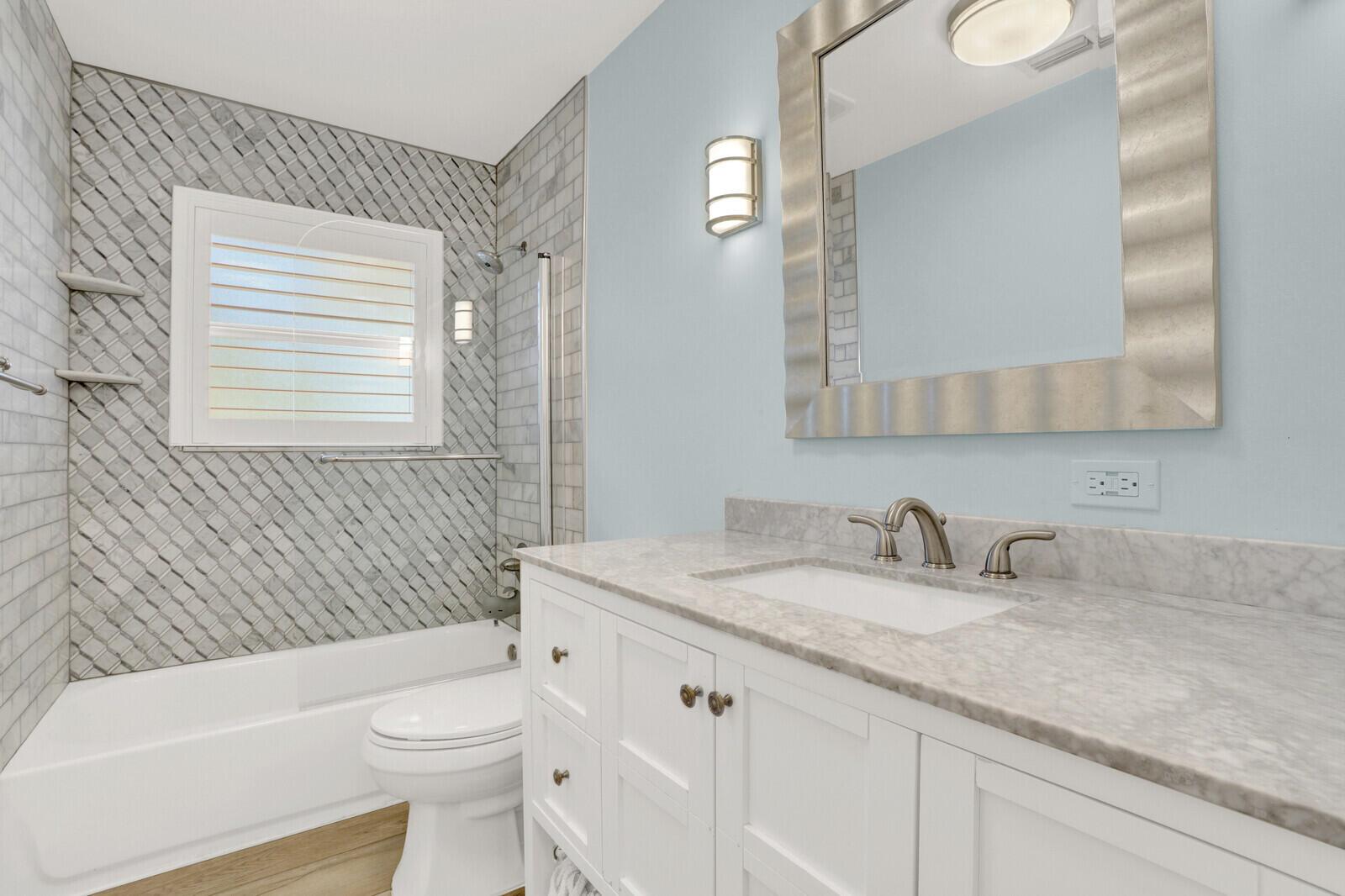 12980 Prosperity Farms Rd Palm Beach Gardens, FL 33410