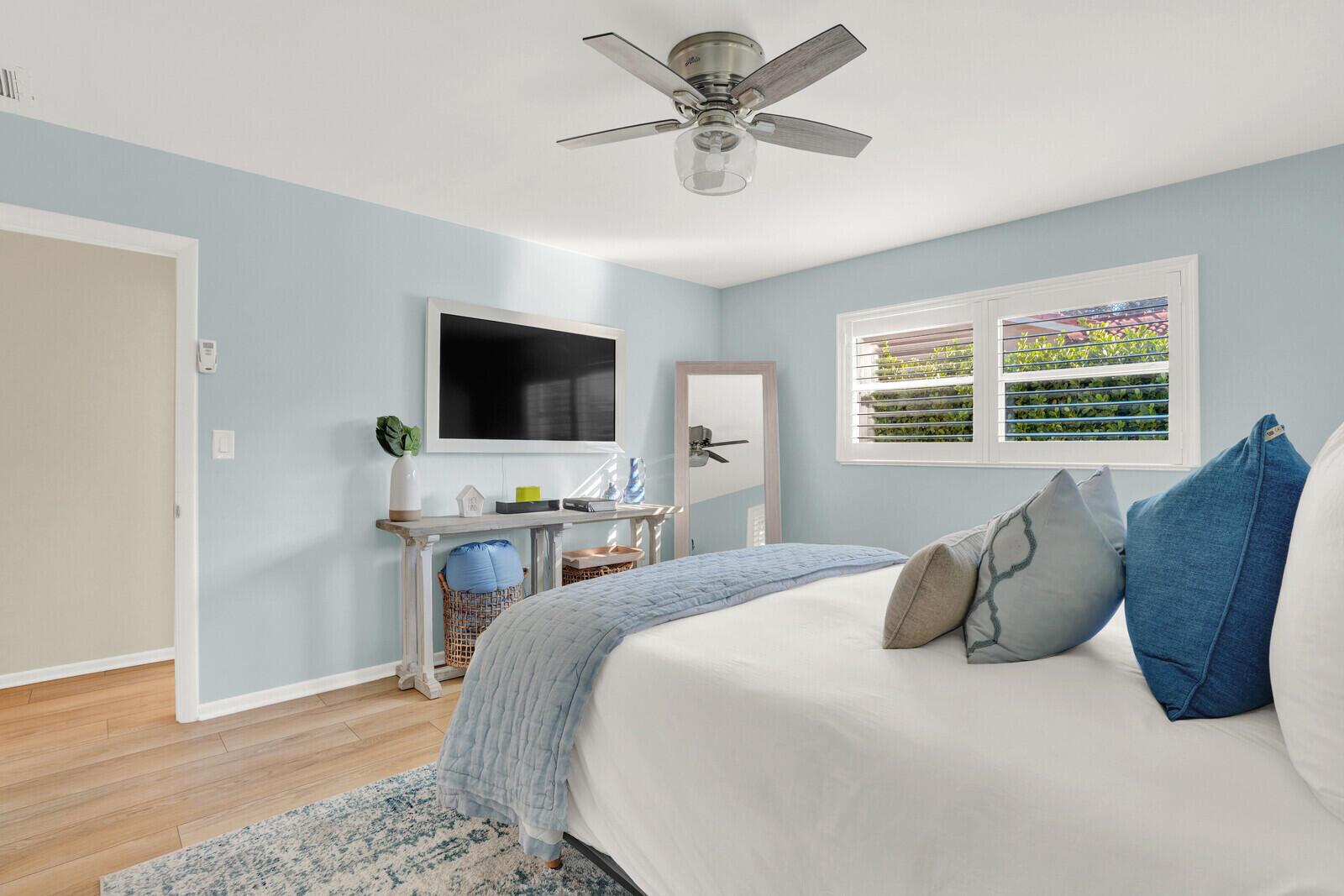 12980 Prosperity Farms Rd Palm Beach Gardens, FL 33410