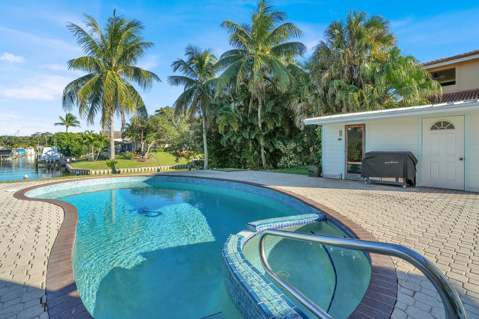 12980 Prosperity Farms Rd Palm Beach Gardens, FL 33410