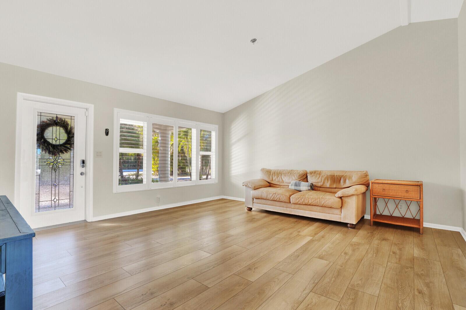 12980 Prosperity Farms Rd Palm Beach Gardens, FL 33410