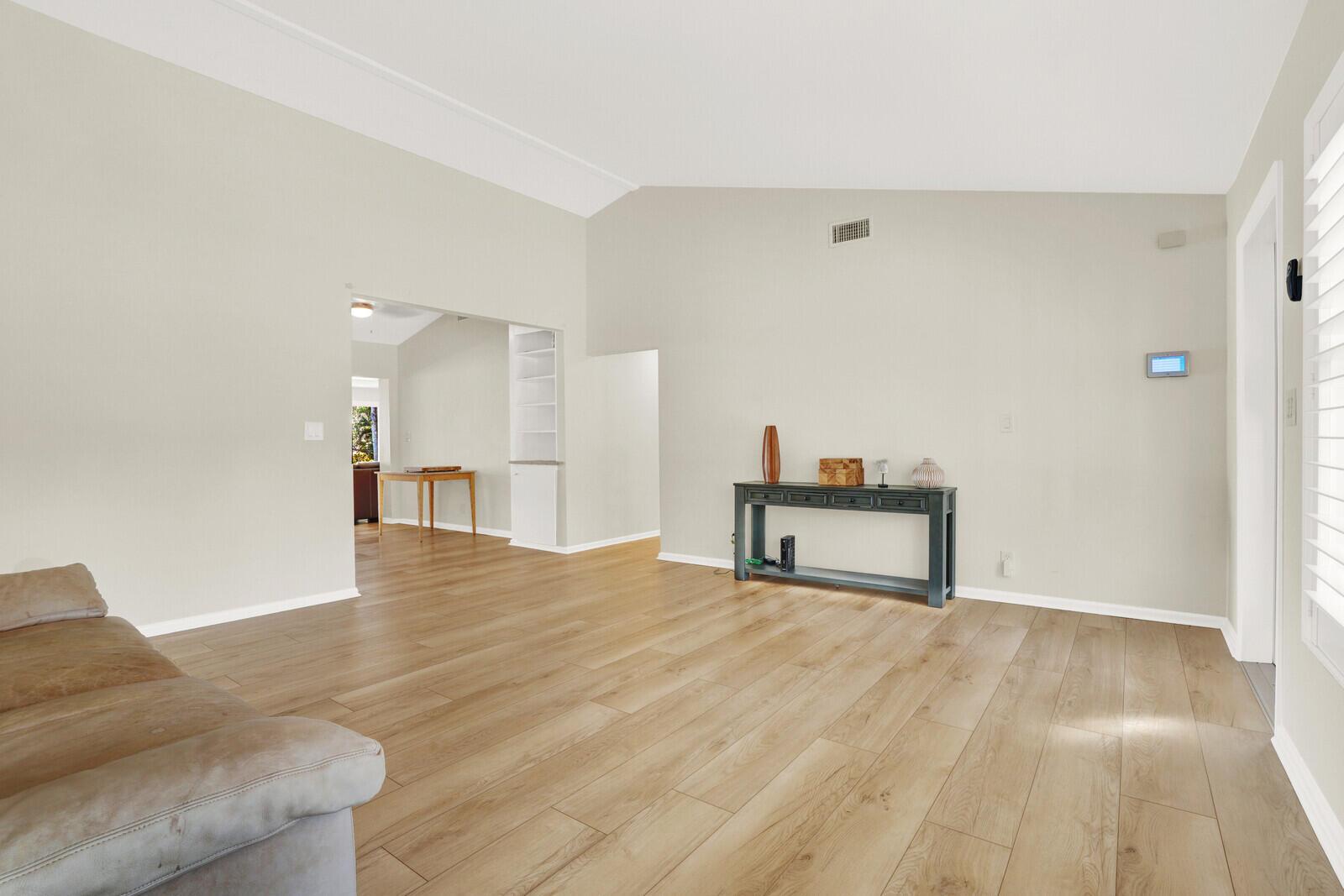 12980 Prosperity Farms Rd Palm Beach Gardens, FL 33410