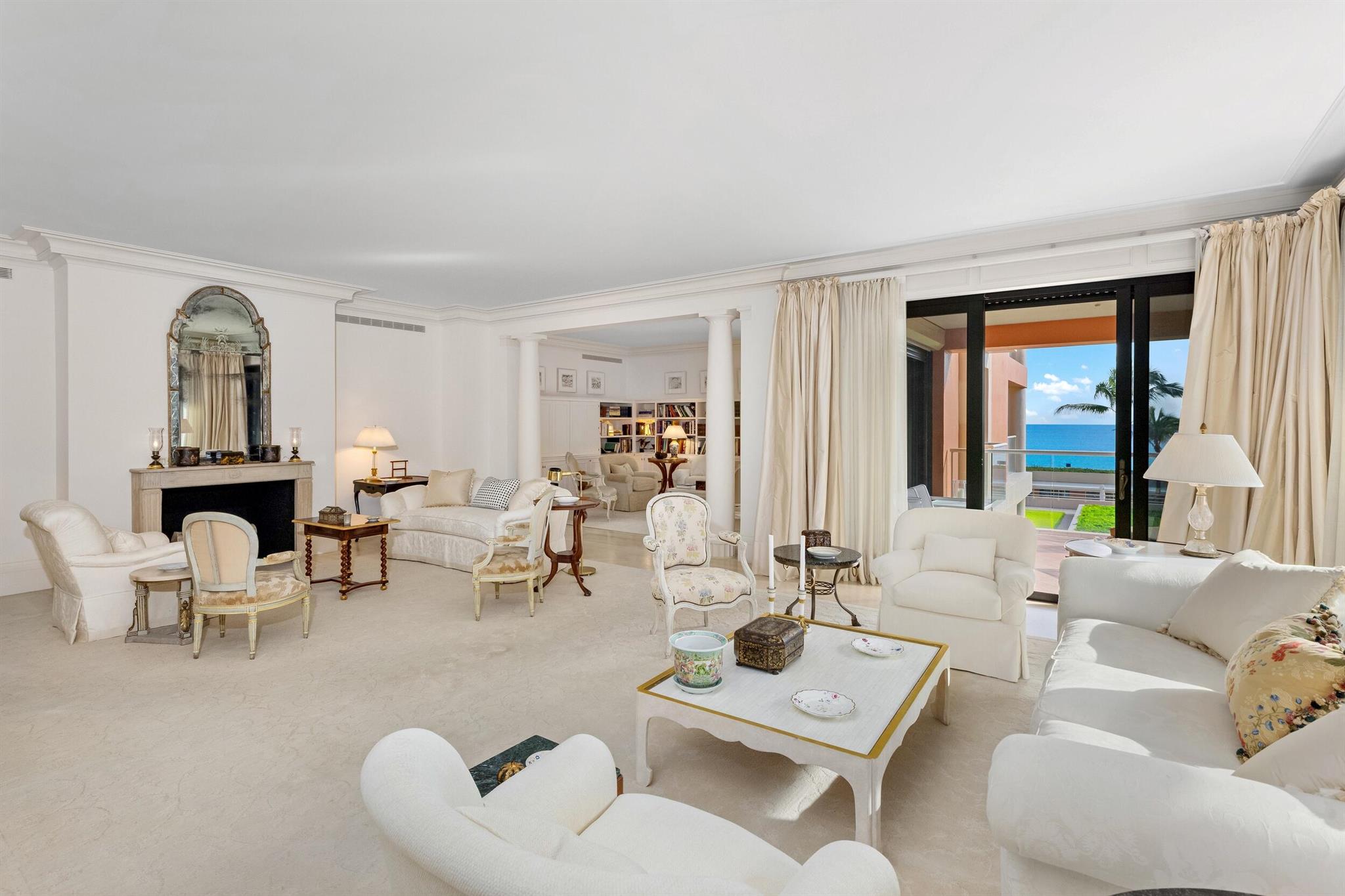 2 N Breakers Row #S22/23