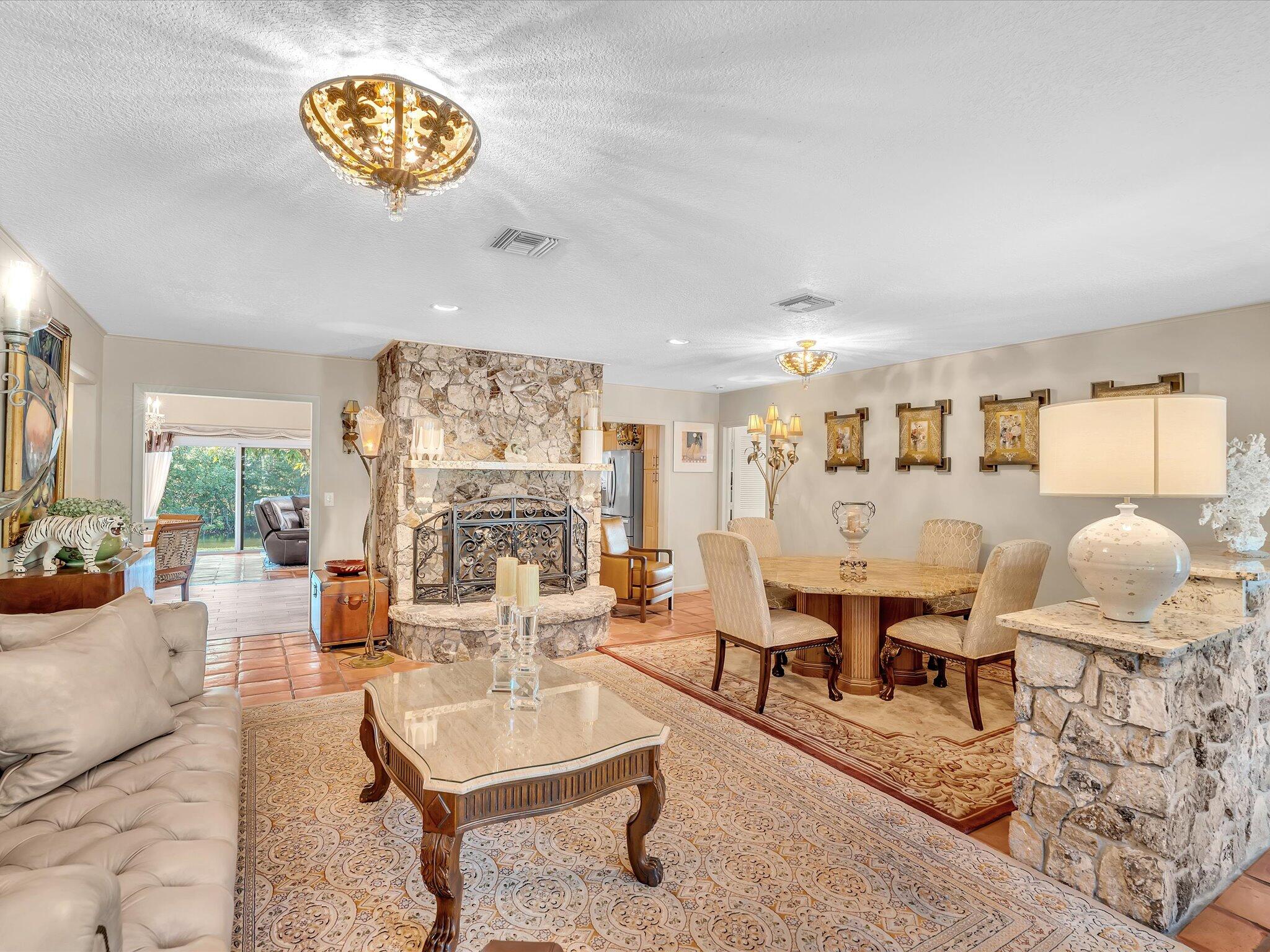 14079 N Miller Palm Beach Gardens, FL 33410