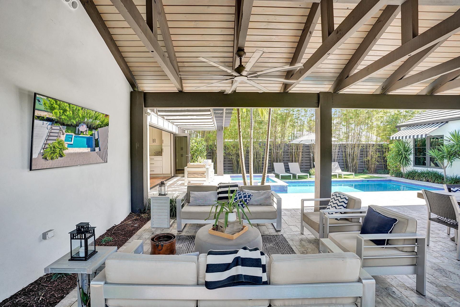 246 N Swinton Ave Delray Beach, FL 33444