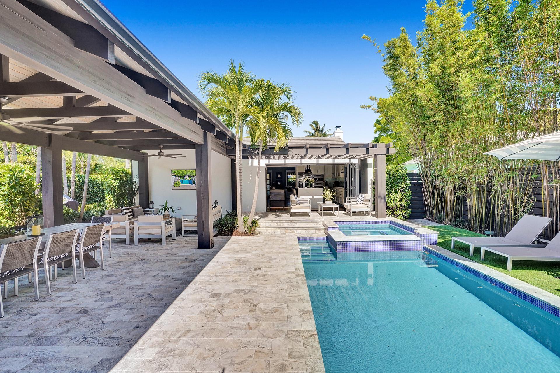 246 N Swinton Ave Delray Beach, FL 33444