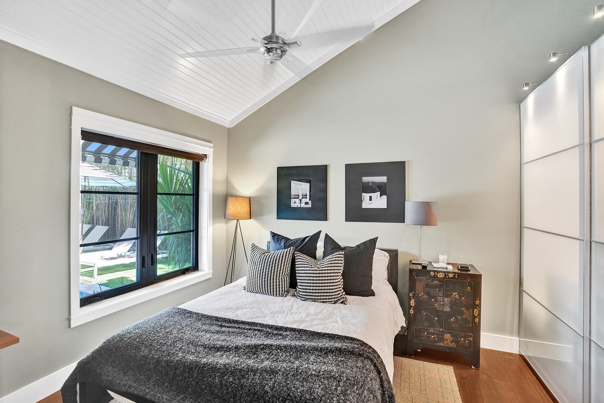 246 N Swinton Ave Delray Beach, FL 33444