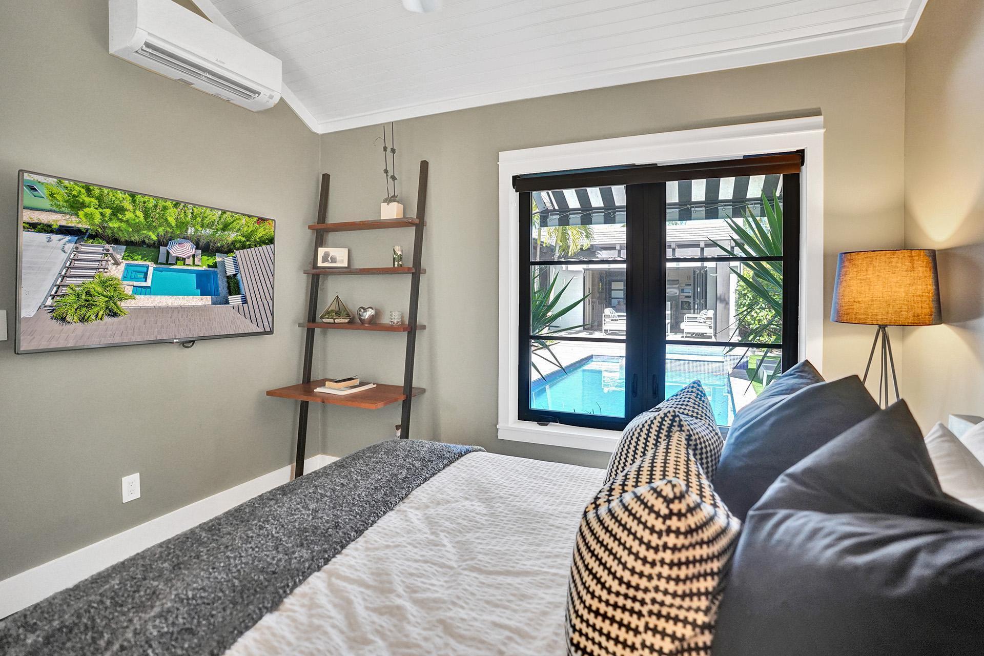 246 N Swinton Ave Delray Beach, FL 33444