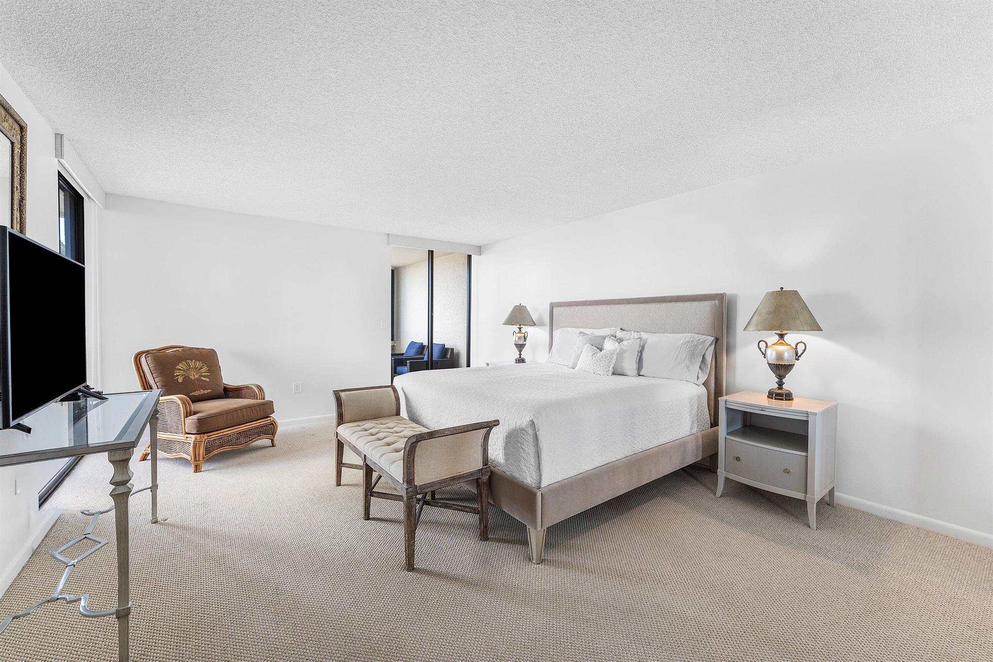 5070 N Ocean Dr #3b Singer Island, FL 33404