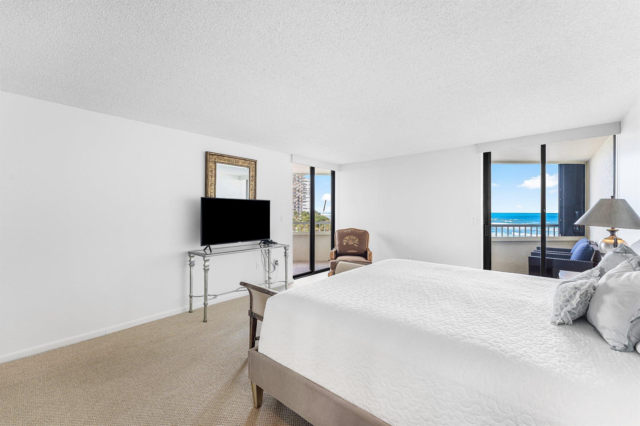 5070 N Ocean Dr #3b Singer Island, FL 33404