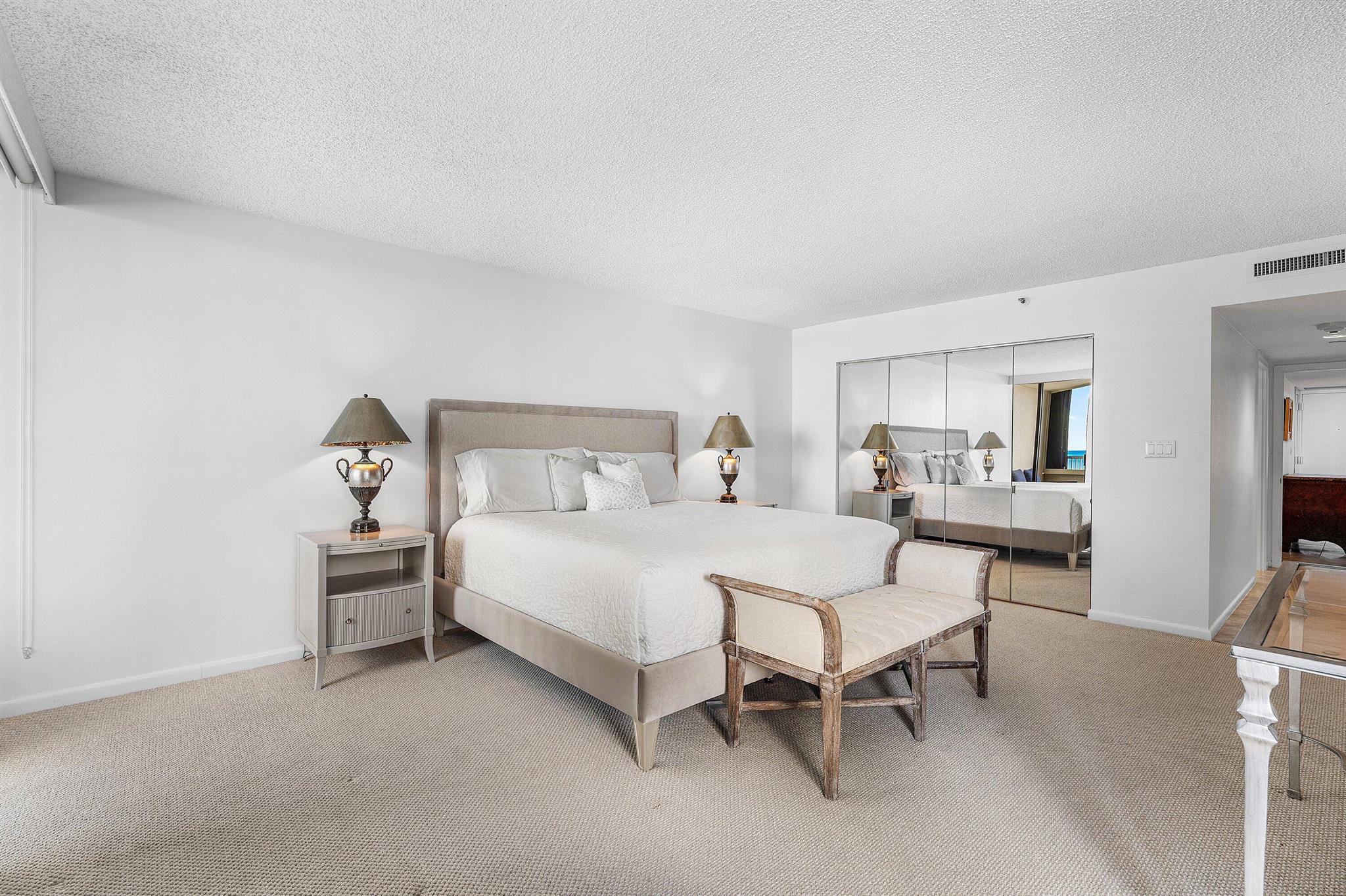 5070 N Ocean Dr #3b Singer Island, FL 33404