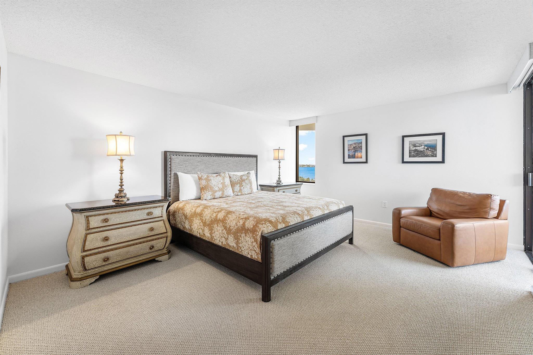 5070 N Ocean Dr #3b Singer Island, FL 33404