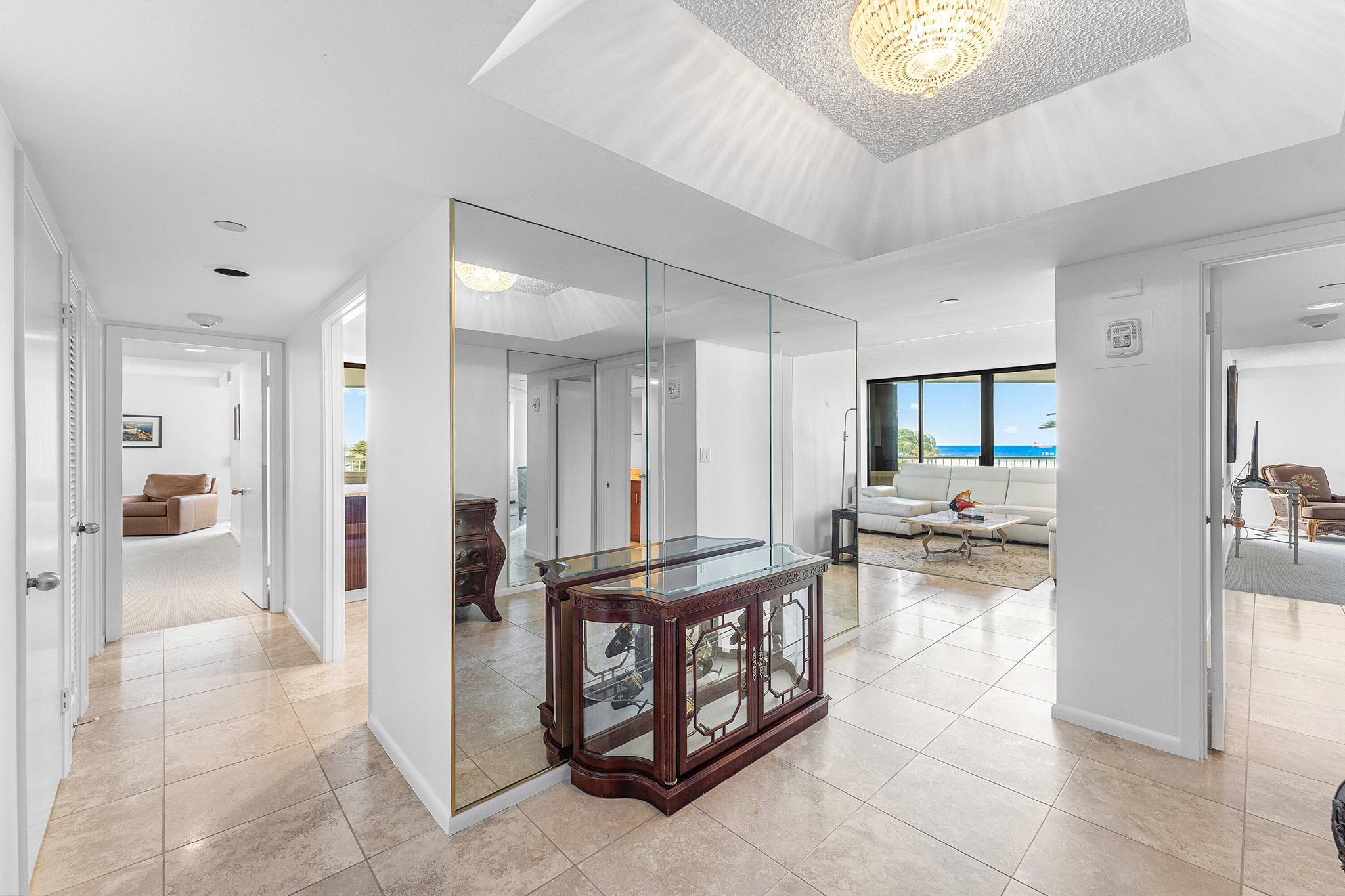 5070 N Ocean Dr #3b Singer Island, FL 33404
